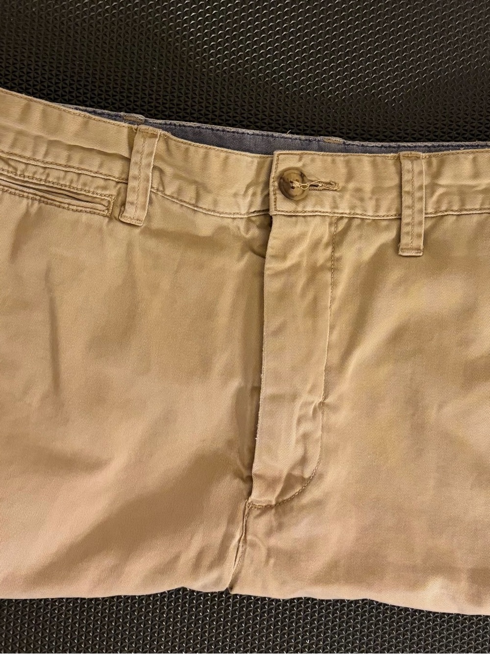 Ralph Lauren Polo 100% Cotton shorts Khaki Shorts Fits 32/33 waist.